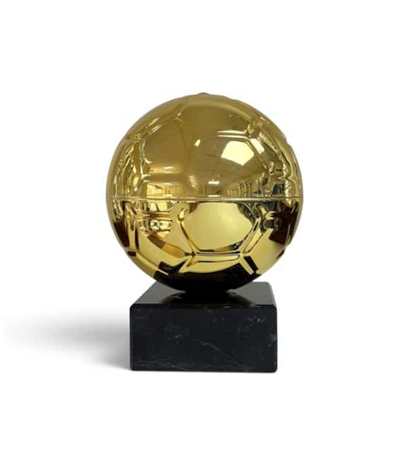 Guldbollen metall 3-storlekar