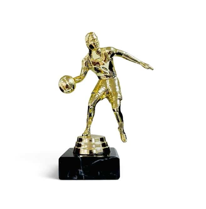 Dribbling boy 130mm