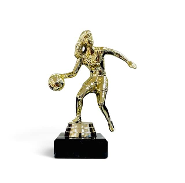 Dribbling girl 130mm